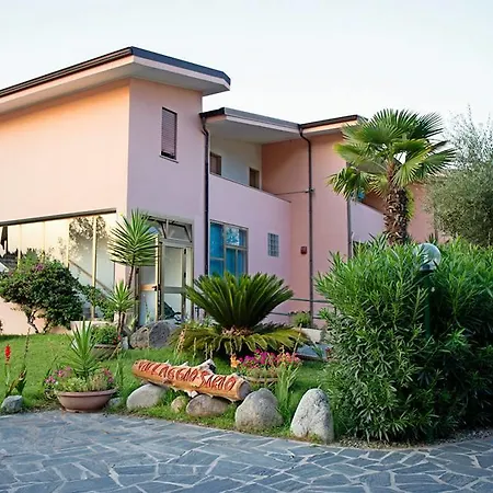 פארק נופש Villaggio Sirio קטנזארו